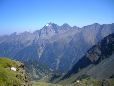 010-Blick auf den Habicht beim Aufstieg zur Knotenspitze